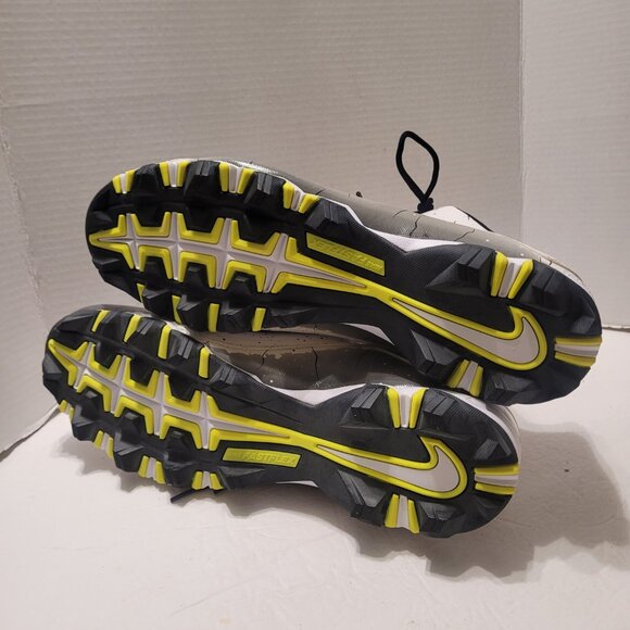 The Nike Alpha Fastflex Football Cleats White, Black, and Grey Men Shoes Size 16 main image 4